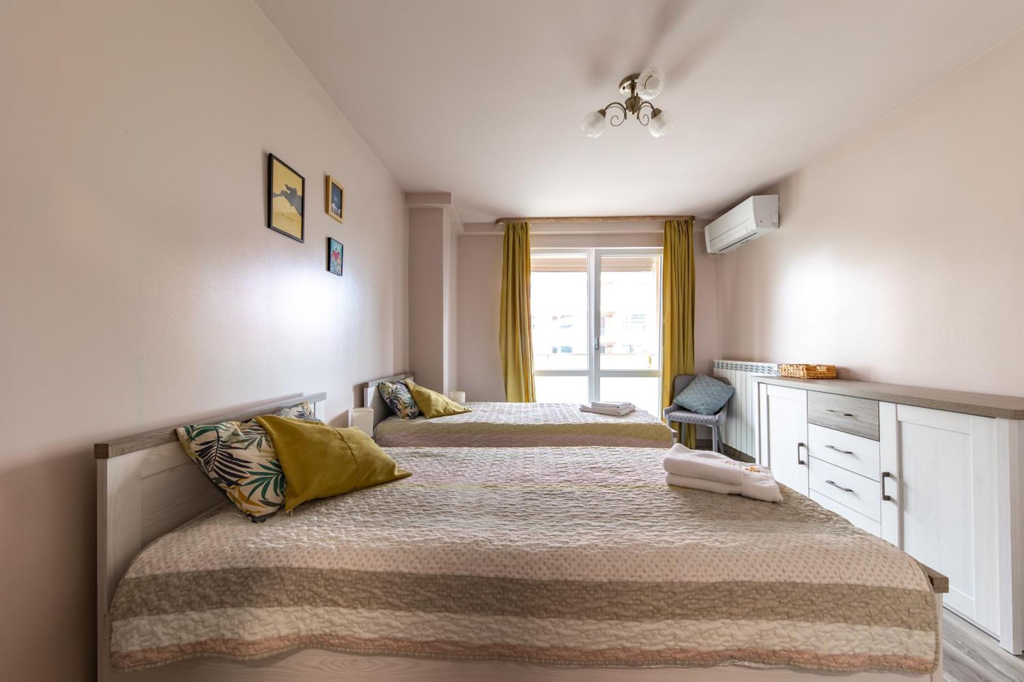 Happy Town Apartments Veliko Tarnovo Extérieur photo